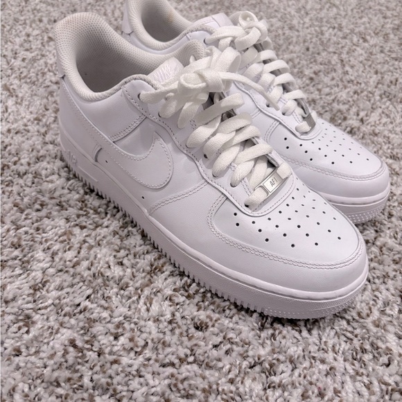 🚫SOLD🚫 Nike Air Force 1’s men’s size 8 - Picture 3 of 8